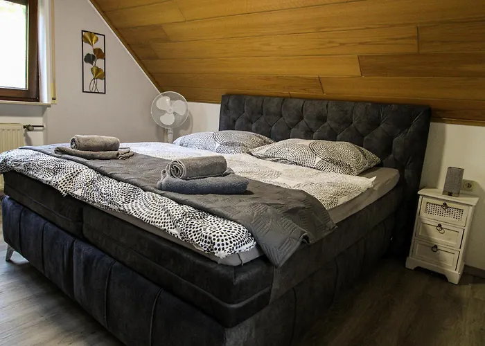 Stilvolle Wellness-ferienwohnung In Whirlpool, Sauna, Grill, Fitness, Billard & Moselblick