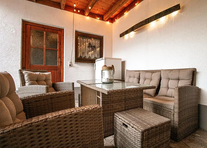 Stilvolle Wellness-ferienwohnung In Whirlpool, Sauna, Grill, Fitness, Billard & Moselblick