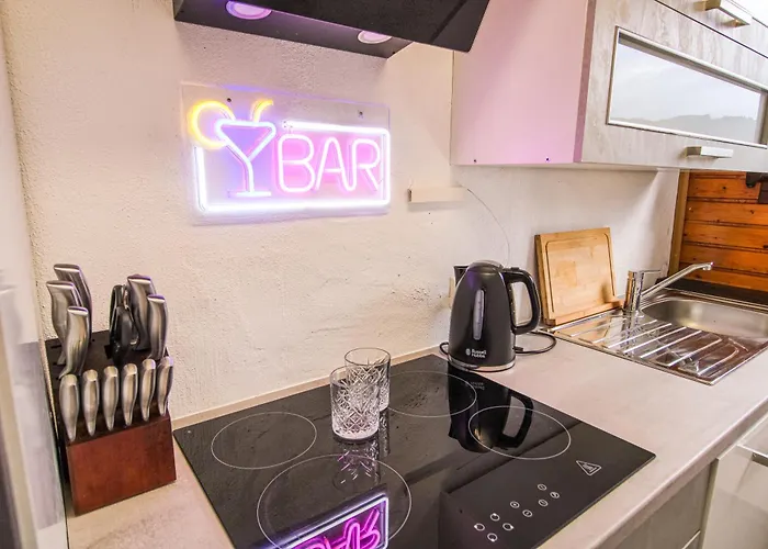 Stilvolle Wellness-ferienwohnung In Whirlpool, Sauna, Grill, Fitness, Billard & Moselblick Apartamento Neef