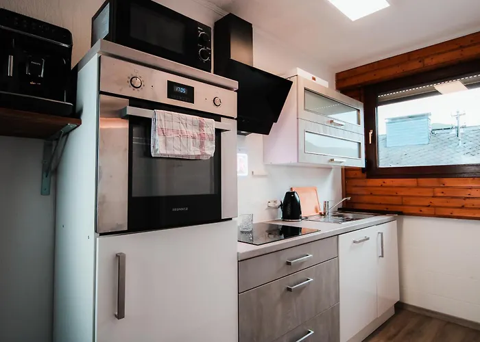 Stilvolle Wellness-ferienwohnung In Whirlpool, Sauna, Grill, Fitness, Billard & Moselblick * Neef